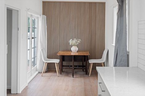 Photo of property in 267 Centaurus Road, Saint Martins, Christchurch, 8022