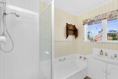 Photo of property in 56a Clark Street, Khandallah, Wellington, 6035