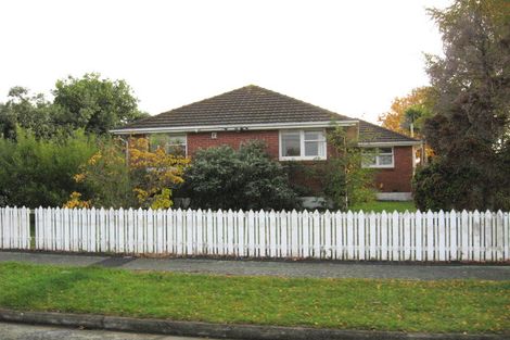 Photo of property in 9 Lambeth Crescent, Northcote, Christchurch, 8052