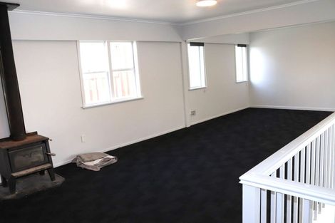 Photo of property in 579 East Coast Road, Browns Bay, Auckland, 0630