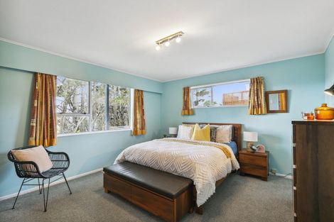 Photo of property in 53 Lomita Road, Johnsonville, Wellington, 6037