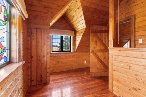 Photo of property in 27 Ferry Road, Martinborough, 5711