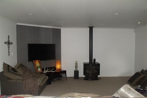 Photo of property in 2 Woodfield Place, Parkvale, Hastings, 4122