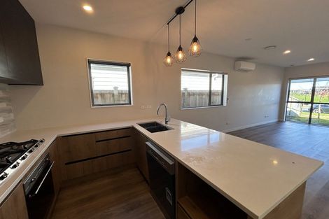 Photo of property in 18 Opoka Street, Takanini, 2110