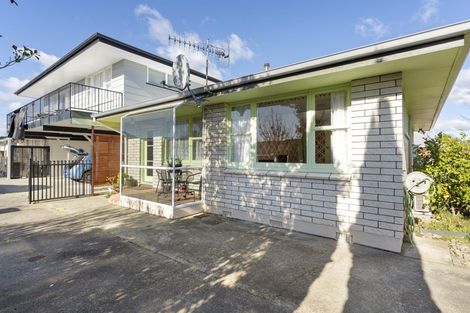 Photo of property in 5/22 Hereford Street, West End, Palmerston North, 4410