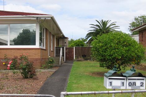 Photo of property in 2/108 Huia Road, Point Chevalier, Auckland, 1022