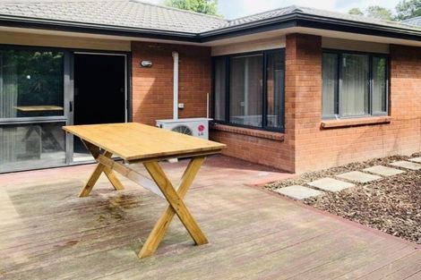 Photo of property in 318 Triangle Road, Massey, Auckland, 0614