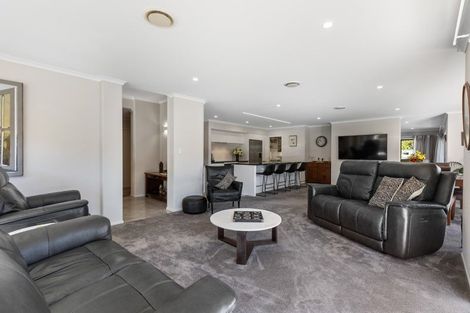 Photo of property in 7 Pike Place, Ferndale, New Plymouth, 4310