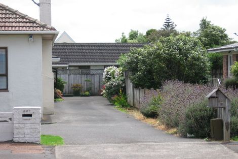 Photo of property in 227b Point Chevalier Road, Point Chevalier, Auckland, 1022