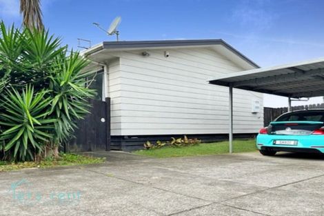 Photo of property in 52 Rosella Road, Mangere East, Auckland, 2024