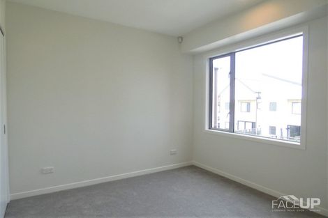 Photo of property in 4/28 Nevill Road, Hobsonville, Auckland, 0616