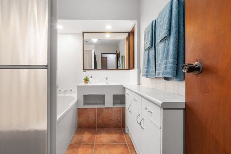 Photo of property in 2b Hunter Way, Otumoetai, Tauranga, 3110