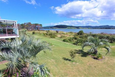 Photo of property in 116 Ti Kouka Crescent, Matarangi, Whitianga, 3592