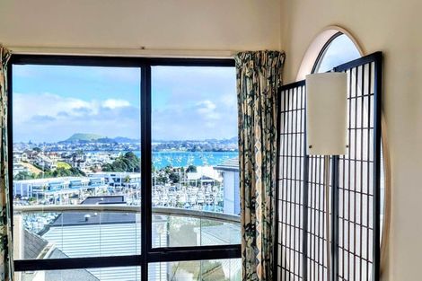 Photo of property in 1/73 Takutai Avenue, Half Moon Bay, Auckland, 2012