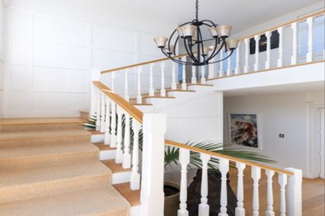 Photo of property in 10 Woolcombe Terrace, New Plymouth, 4310