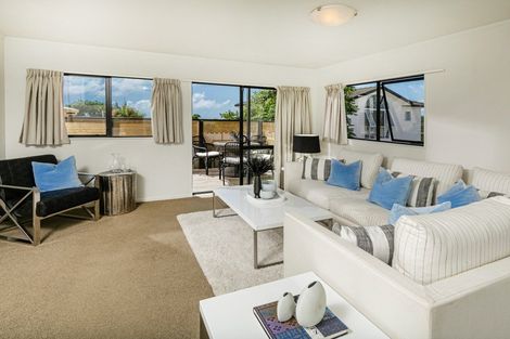 Photo of property in 2/150 Arran Road, Browns Bay, Auckland, 0630