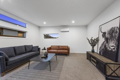 Photo of property in 37 Awatira Drive, Papamoa Beach, Papamoa, 3118