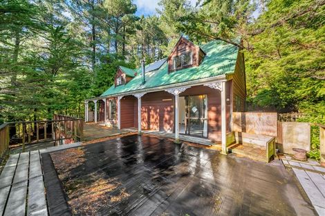 Photo of property in 122 Plateau Road, Te Marua, Upper Hutt, 5018