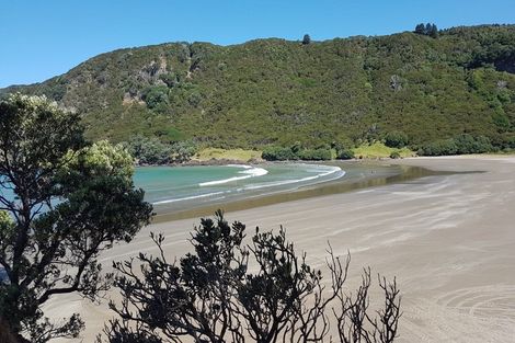 Photo of property in 14 Bolton Place, Hicks Bay, Tikitiki, 4087