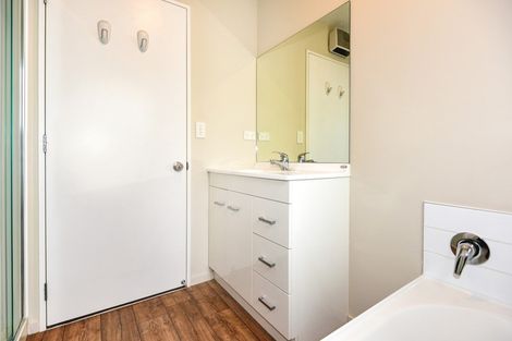 Photo of property in 21a Cross Street, Coalgate, 7673