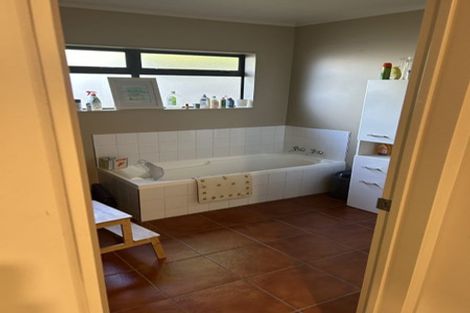 Photo of property in 6 Owhatiura Drive, Lynmore, Rotorua, 3010