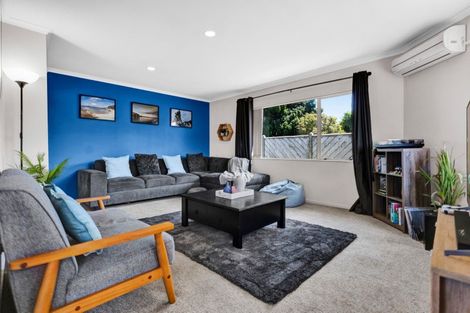 Photo of property in 301 Huatoki Street, Upper Vogeltown, New Plymouth, 4310
