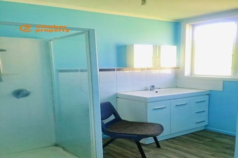 Photo of property in 2/9 Adriatic Avenue, Henderson, Auckland, 0612