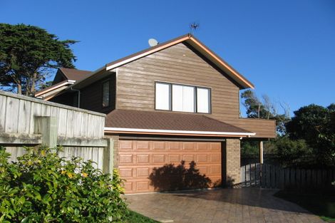 Photo of property in 26 Ronald Woolf Place, Churton Park, Wellington, 6037