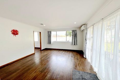 Photo of property in 38 Newham Place, Henderson, Auckland, 0612