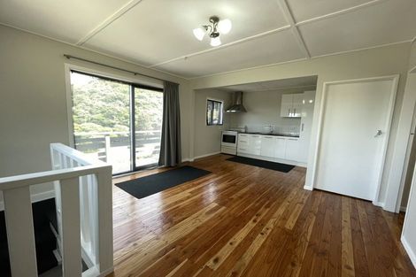 Photo of property in 97 Dowse Drive, Maungaraki, Lower Hutt, 5010