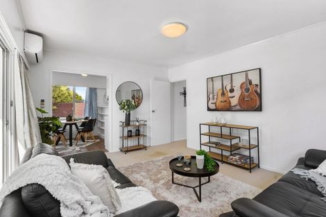 Photo of property in 1/90 Weymouth Road, Manurewa, Auckland, 2102