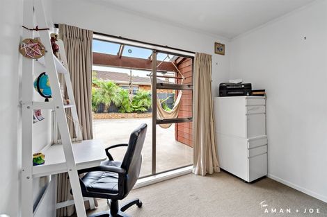 Photo of property in 6 Muscat Place, Henderson, Auckland, 0612