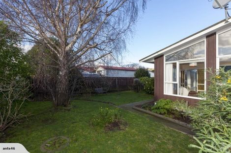 Photo of property in 10b Cypress Grove, Paraparaumu, 5032