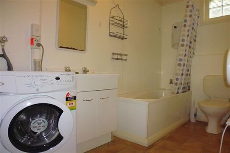 Photo of property in 27 Townsend Road, Miramar, Wellington, 6022