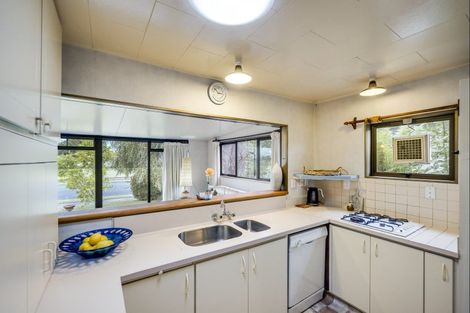 Photo of property in 110 Freyberg Avenue, Tamatea, Napier, 4112