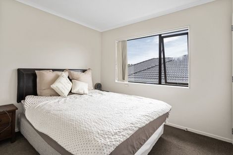 Photo of property in 71 Tiriwa Drive, Massey, Auckland, 0614