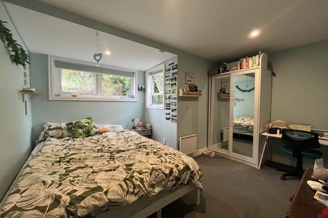 Photo of property in 143 Houghton Bay Road, Houghton Bay, Wellington, 6023