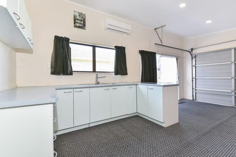 Photo of property in 47 Plunket Avenue, Papatoetoe, Auckland, 2104