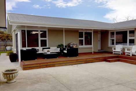 Photo of property in 26 Remuera Avenue, Cashmere, Christchurch, 8022