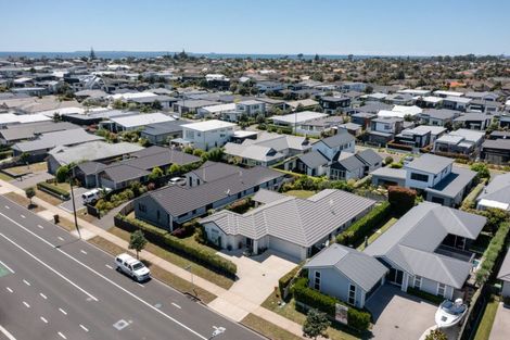 Photo of property in 93 Sandhurst Drive, Papamoa Beach, Papamoa, 3118