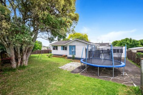 Photo of property in 1 Gibbons Road, Weymouth, Auckland, 2103