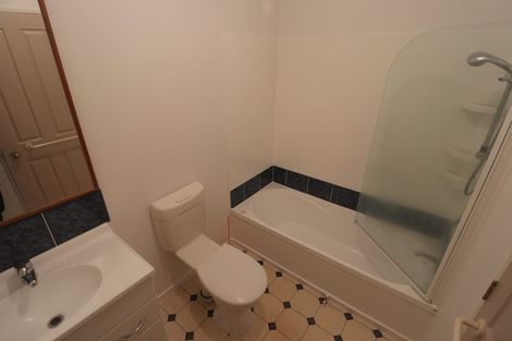 Photo of property in 1/4 Mickle Street, Te Atatu South, Auckland, 0610