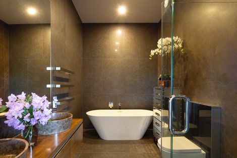 Photo of property in 27 Edinburgh Drive, Queenstown, 9300