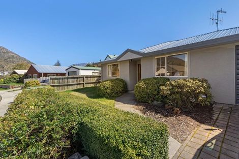 Photo of property in 51 Remarkables Crescent, Frankton, Queenstown, 9300