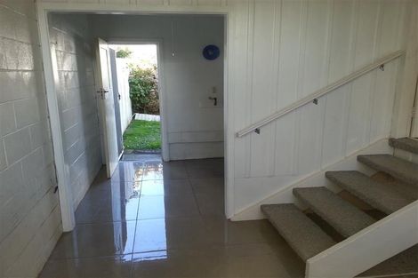 Photo of property in 2/142a Great South Road, Manurewa, Auckland, 2102