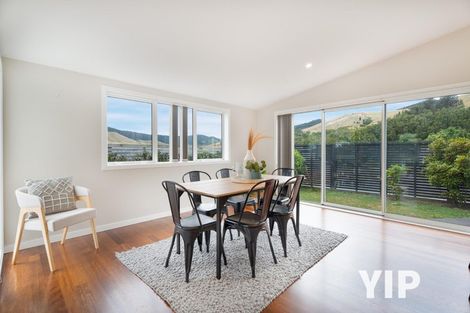 Photo of property in 14 Crompton Avenue, Churton Park, Wellington, 6037