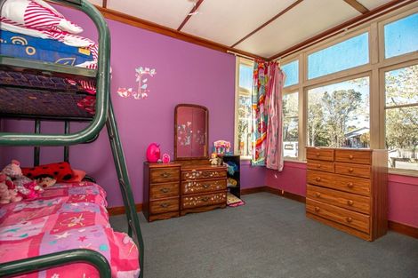 Photo of property in 48 Romilly Street, Westport, 7825