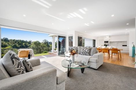 Photo of property in 1/13 Estelle Place, Farm Cove, Auckland, 2012