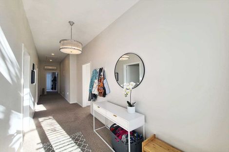 Photo of property in 2 Poulton Avenue, Richmond, Christchurch, 8013