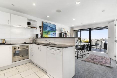 Photo of property in 3b/28 Stanwell Street, Parnell, Auckland, 1052